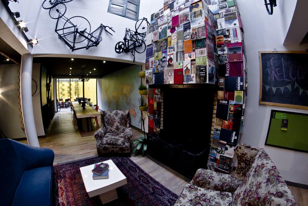 12:12 Hostels Bogota Exterior photo