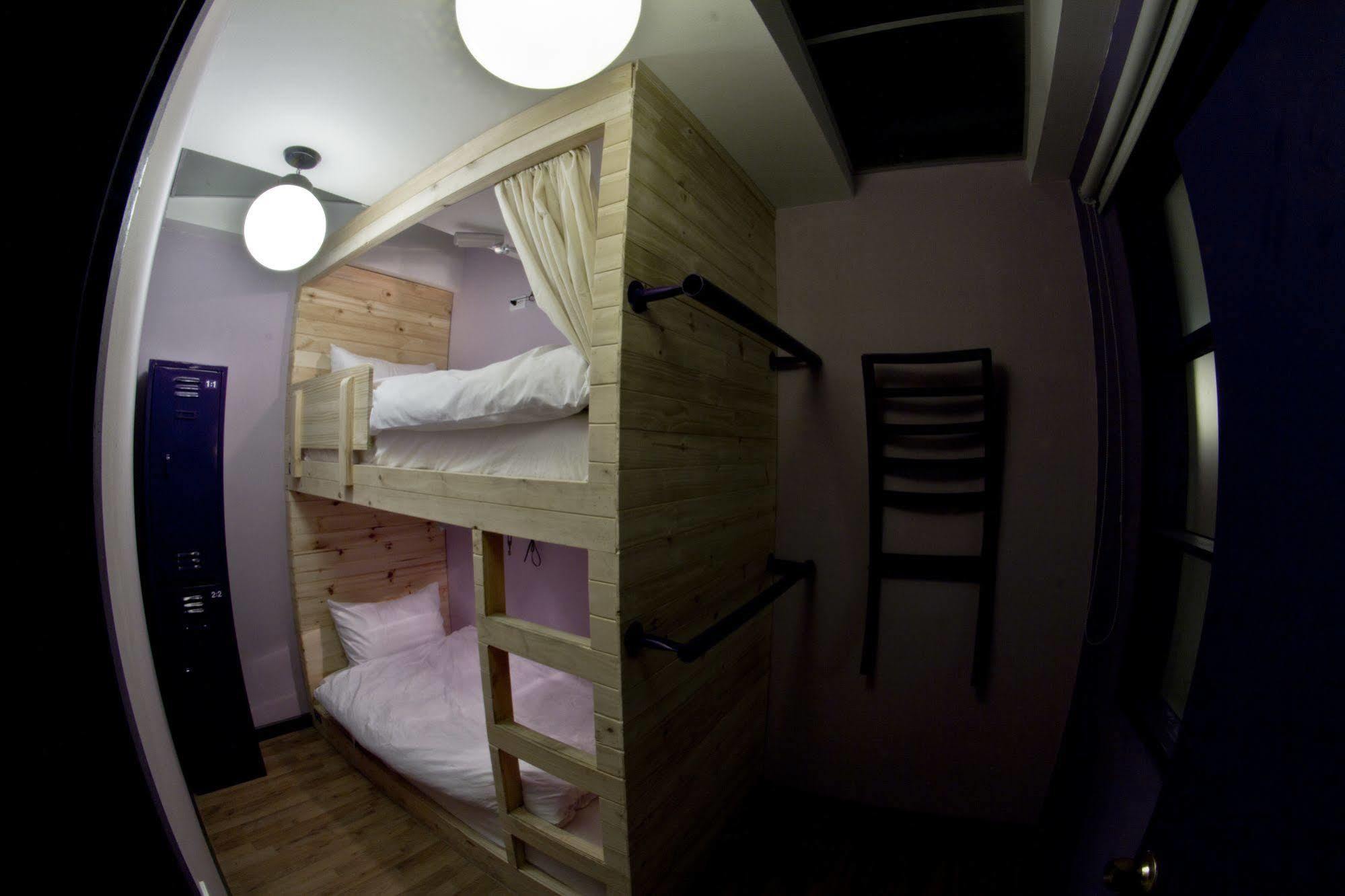 12:12 Hostels Bogota Exterior photo